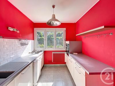 Deville Les Rouen, Haute-Normandie 76250, Francia