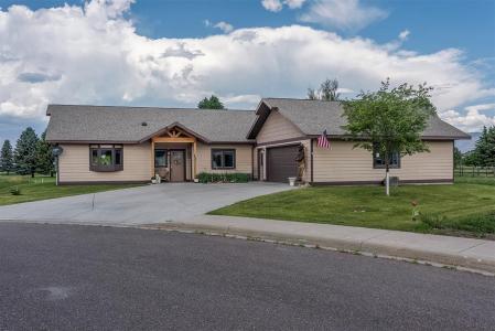 313 Kari Lane, Polson, 蒙大拿州 59860, 美国