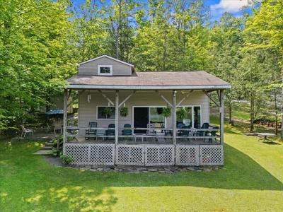 547 Milton Lane, Warren Center, Pennsylvania 18851, USA