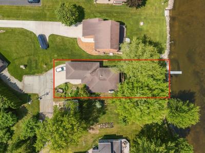 6352 Black Wolf Point Lane, Oshkosh, Wisconsin 54902, Stati Uniti
