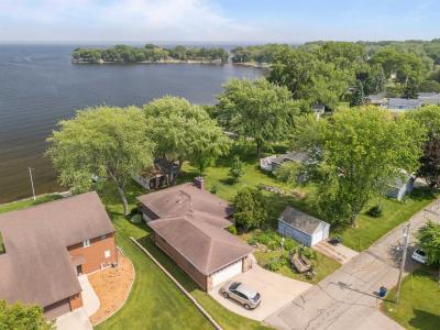6352 Black Wolf Point Lane, Oshkosh, Wisconsin 54902, Stati Uniti