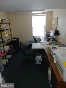 412 S WHITE HORSE PIKE, AUDUBON, New Jersey 08106, HOA KỲ