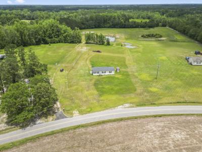 6608 Black Creek Rd., Nichols, South Carolina 29581, Stati Uniti