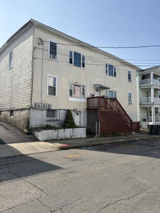 217 Plain Street, Fall River, Massachusetts 02723, États-Unis