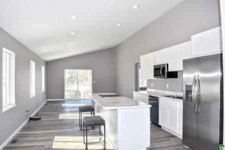 1407 Rustin, Sioux City, Iowa 51105