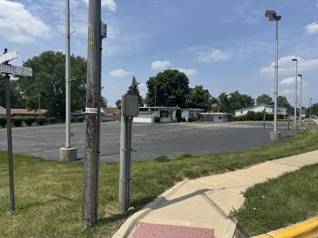 227 Sycamore Rd, Genoa, אילינוי 60135, ארצות הברית של אמריקה