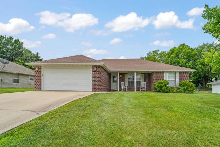 5074 Pendergras Road, Fulton, Missouri 65251, USA