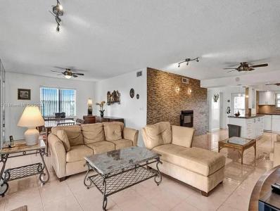 5860 NW 44th St # 815, Lauderhill, Флорида 33319, Соединенные Штаты