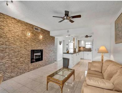 5860 NW 44th St # 815, Lauderhill, Флорида 33319, Соединенные Штаты