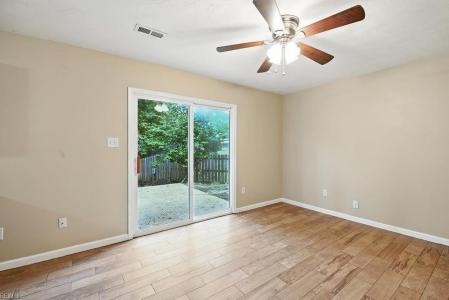 1027 E Little Back River Rd, Hampton, Virginia 23669, Amerika Birleşik Devletleri