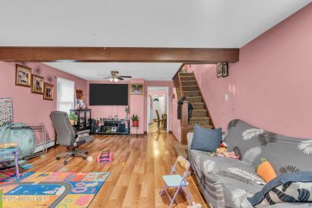 25 Union Avenue, Freehold, Nueva Jersey 07728, Estados Unidos
