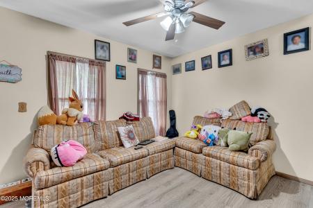 34 Bowne Avenue, Freehold, نيو جيرسي 07728, الولايات المتحدة