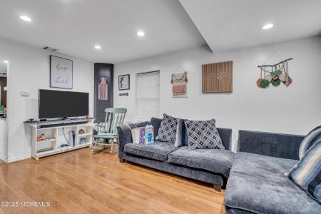 48 Bannard Street, Freehold, 紐澤西州 07728, 美國