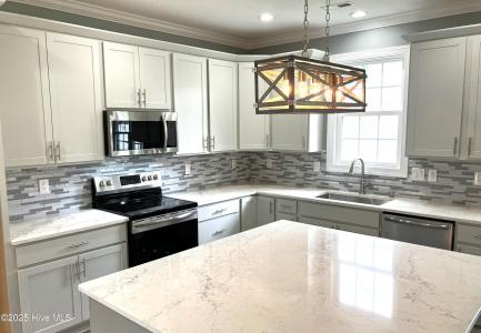 401 King Richard Court, Jacksonville, Kuzey Karolina 28546, Amerika Birleşik Devletleri