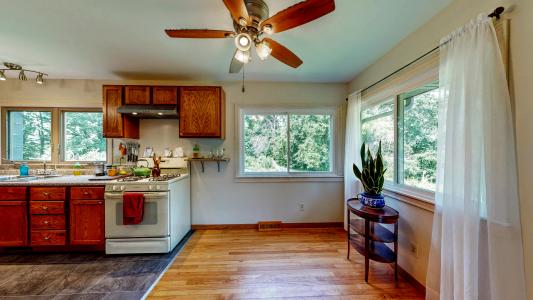 N2493 Kunz Rd, Sumner, Wisconsin 53538-9550