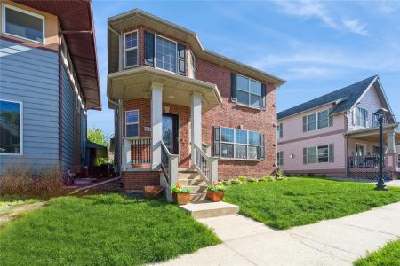8419 Long Meadow Lane, Johnston, Iowa 50131, États-Unis