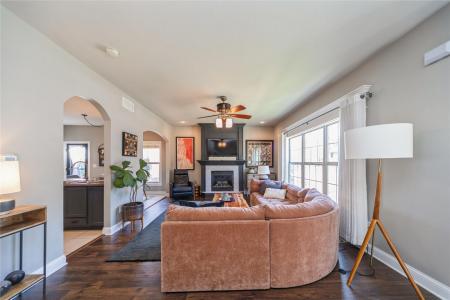 8419 Long Meadow Lane, Johnston, Iowa 50131, États-Unis