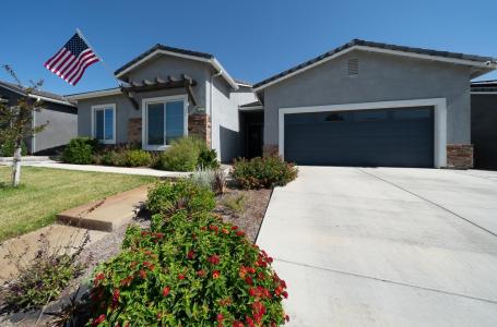 825 Spring Street W, Madera, Califórnia 93636, Estados Unidos