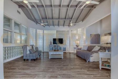 Luxury 3 Bedroom Cole Bay Rental Condo, Maho Area, Sint Maarten