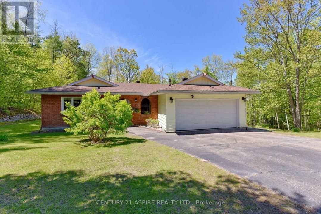 165 RAHNS ROAD, Laurentian Valley, Ontario K8A 6W8, Canada