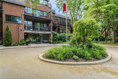 36 HAYHURST ROAD, Brantford, Ontario N3R 6Y9, Canada