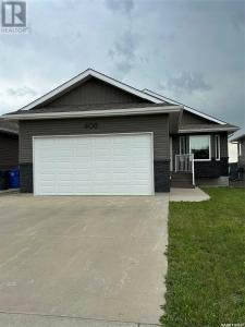 408 SILLERS STREET, Estevan, Saskatchewan S4A 2Y9, Canada