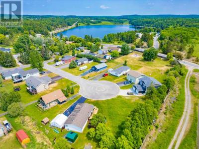 14 SUNRISE PLACE, Kenora, Ontario P9N 4H9, Canada