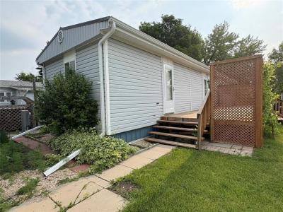 38 CRUISE CRESCENT, Dauphin, Manitoba R7N 3A6, Canada