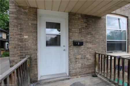 9 FLEET STREET, Brantford, Ontario N3T 3S8, Canada