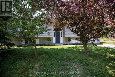 372 ST ALBERT STREET, Kincardine, Ontario N2Z 2V3, CANADÁ