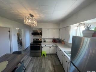 604 SERGENT AVENUE E, Meadow Lake, Saskatchewan S9X 1H8, Canada