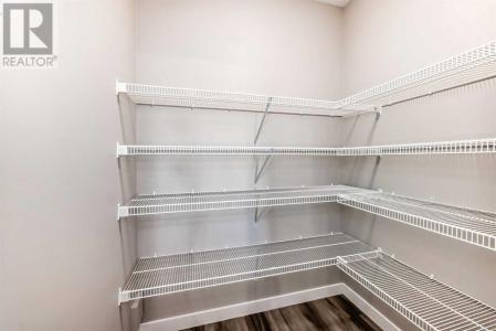 1568 STAFFORD DRIVE NORTH, Lethbridge, Alberta T1H 2C5, Canada