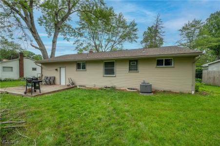 40 Woodleigh Court, Youngstown, Ohio 44511, Estados Unidos