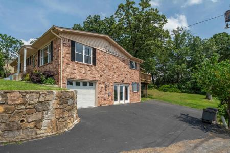 107 Bridgeview Circle, Hot Springs, Arkansas 71913, USA