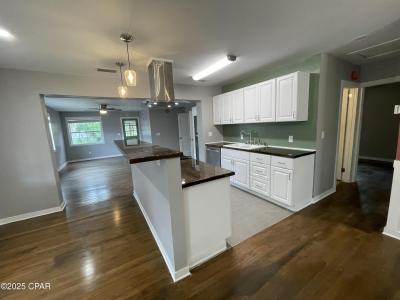 1431 W 11th Street, Panama City, Flórida 32401, Estados Unidos
