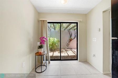 9637 NW 15th Ct, Pembroke Pines, Florida 33024, HOA KỲ