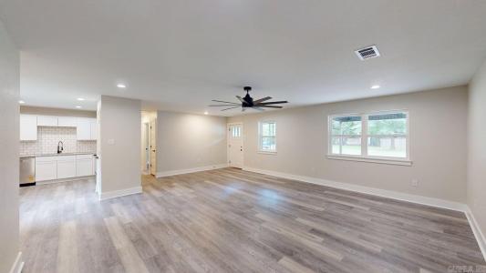 18 1/2 Woodlawn, Conway, 阿肯色州 72034, 美国