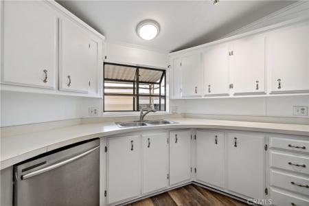 4080 Pedley Road , 107, Jurupa Valley, קליפורניה 92509, ארצות הברית של אמריקה