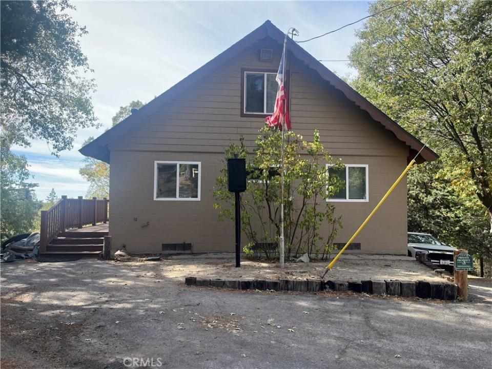 6070 Manzanita Court, Angelus Oaks, Kaliforniya 92305, Amerika Birleşik Devletleri