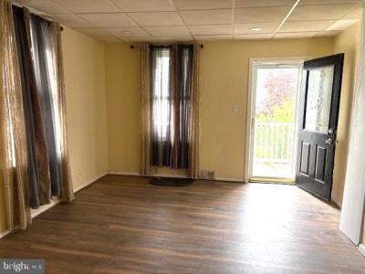 17 W GARWOOD AVENUE, WILLIAMSTOWN, New Jersey 08094