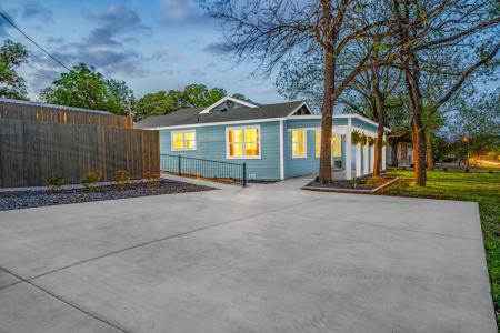 900 Tivy St, Kerrville, Teksas 78028, USA