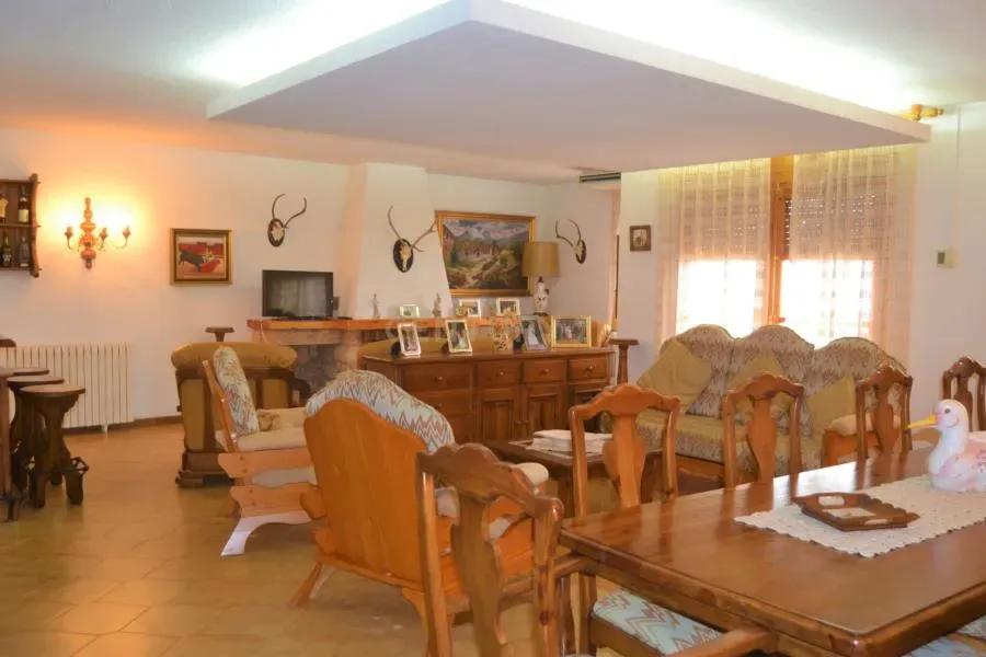 Huesca, Aragón 22220, España