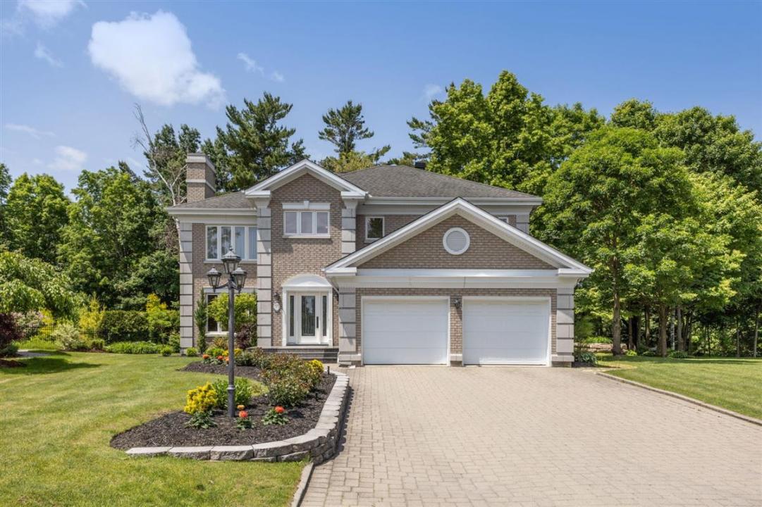 55 Rue de l'Orée-des-Bois, Gatineau (Gatineau), Quebec J8R 2L4, Canada