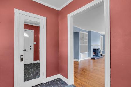 806 Oakridge Drive, Jackson, 密西根州 49203, 美國