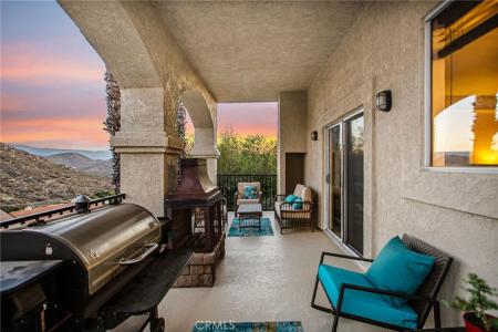 30732 Early Round Drive, Canyon Lake, California 92587, USA