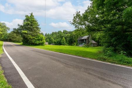 3862 Wickham Rd, Palmyra, Tennessee 37142