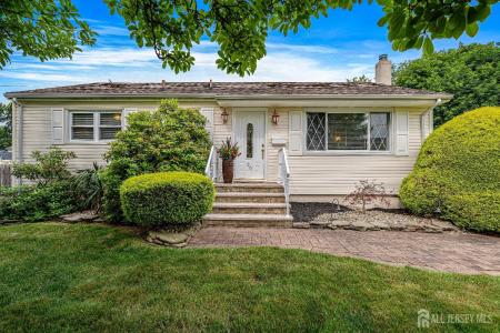 36 Brookhill Avenue, Edison, NJ 08817, USA