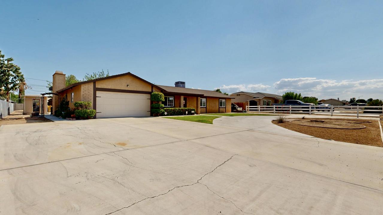 14545 La Habra Rd, Victorville, California 92392