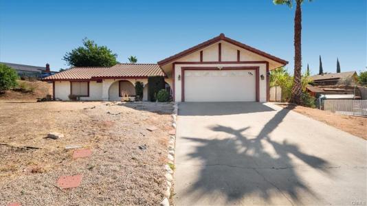 11404 Tropic CT, Moreno Valley, California 92557