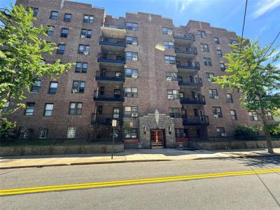 30 Clinton Place Unit #6E, New Rochelle, NY 10801, USA